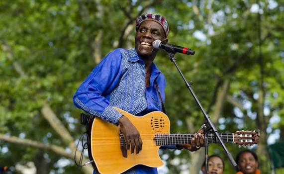 Oliver Mtukudzi